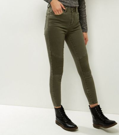 NEW LOOK Khaki Jeans, £5 Depop